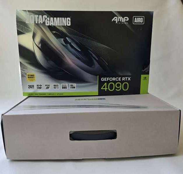 ZOTAC GAMING GeForce RTX 4090 AMP Extreme AIRO Unboxing and Review