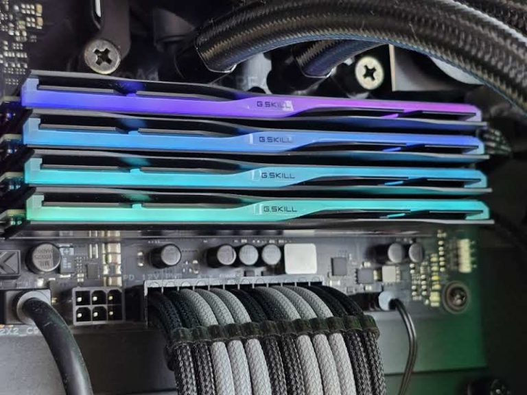 Kingston FURY Renegade 2TB PCIe Gen 4.0 NVMe M.2 Internal Gaming SSD Review