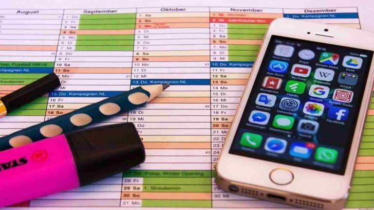 Navigating the Pros and Cons of Upcoming iPhone App Sideloading